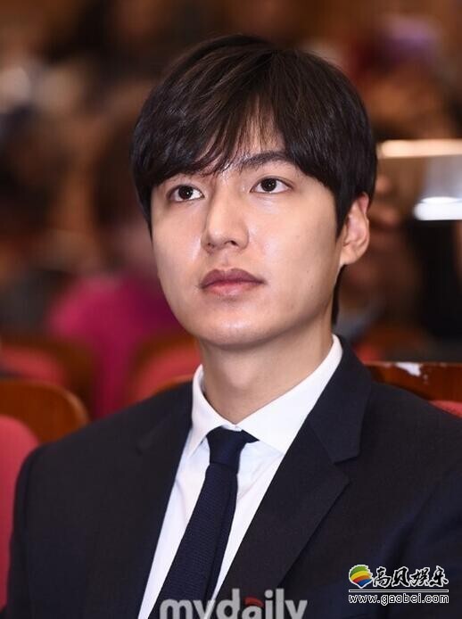 韩国艺人李敏镐在首尔国会议员会馆参加了2017国家品牌大奖颁奖仪式 韩国艺人李敏镐在首尔国会议员会馆参加了2017国家品牌大奖颁奖仪式