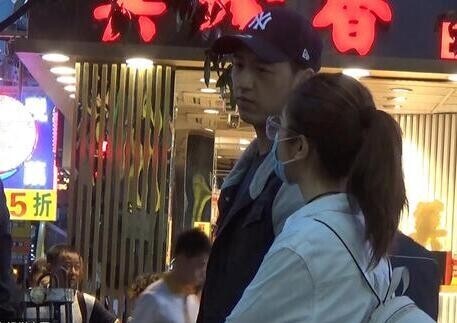 邓紫棋与冯允谦约会曝光了? 邓紫棋与冯允谦约会曝光了?