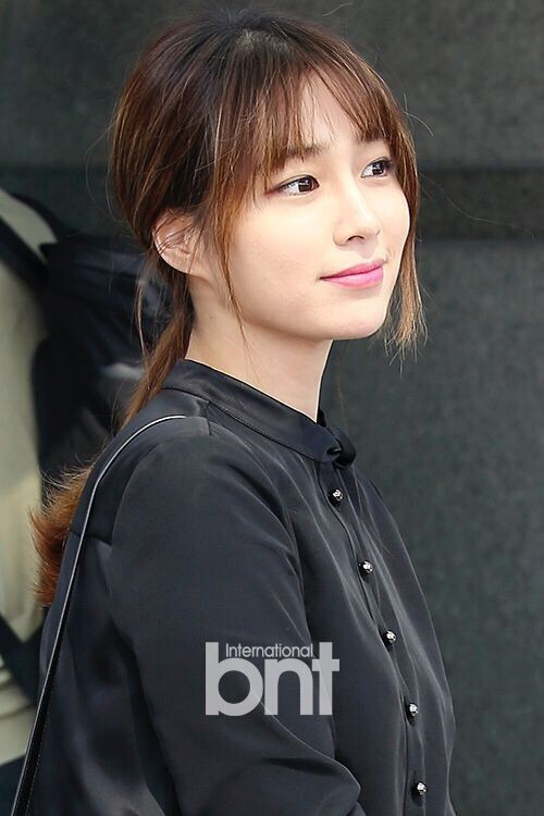 韩国演员李珉廷前往意大利米兰参加时装秀 韩国演员李珉廷前往意大利米兰参加时装秀