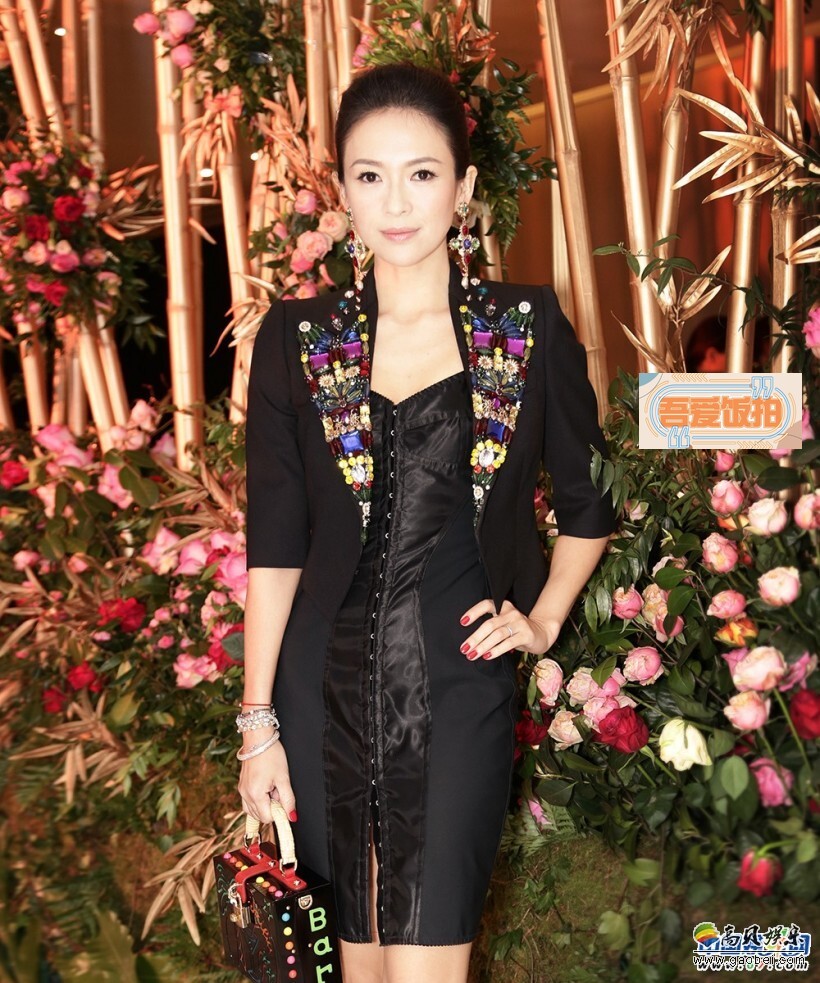 章子怡受邀出席Dolce Gabbana 2017北京高定大秀 章子怡受邀出席Dolce Gabbana 2017北京高定大秀