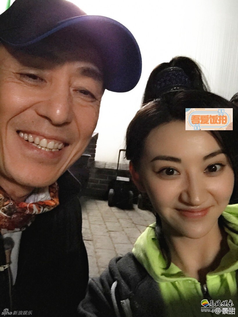 景甜在微博晒出《长城》幕后花絮照