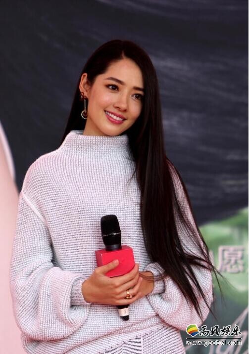 又见美女郭碧婷了,一颦一笑女神范? 又见美女郭碧婷了,一颦一笑女神范?