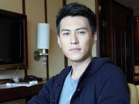 靳东在哪一年毕业于哪个学院? 靳东在哪一年毕业于哪个学院?