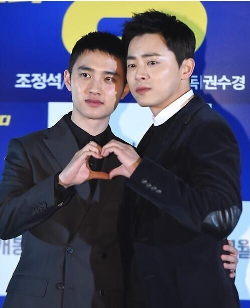 都暻秀携手出演的电影在上映首日击败什么电影 ? 都暻秀携手出演的电影在上映首日击败什么电影 ?