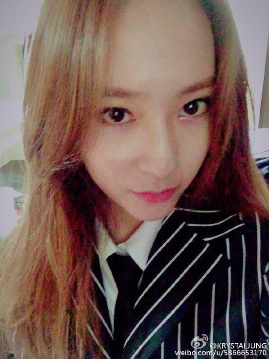 韩国女子偶像组合f(x)成员郑秀晶(Krystal)开微博 韩国女子偶像组合f(x)成员郑秀晶(Krystal)开微博