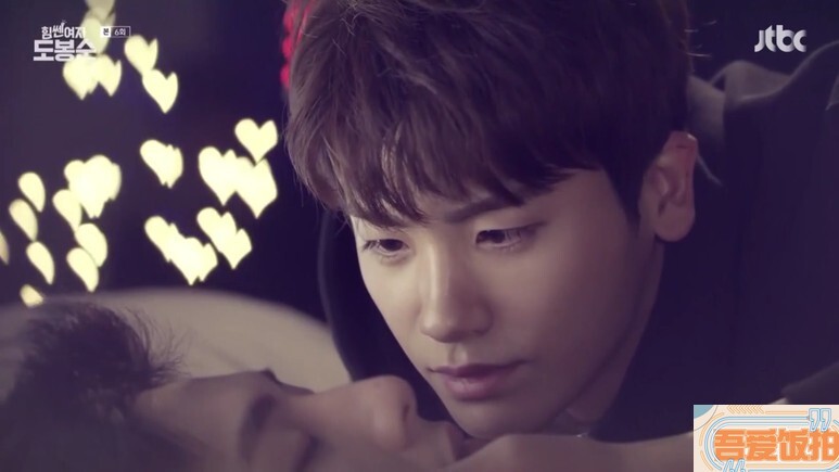 《Section TV演艺》中朴炯植就亮相接受了采访