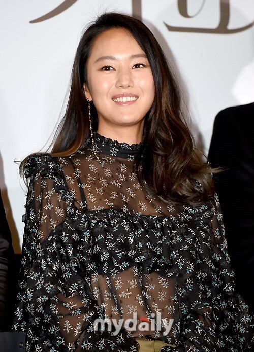 韩国女艺人尹珍序将于本月30日与男友举行婚礼 韩国女艺人尹珍序将于本月30日与男友举行婚礼