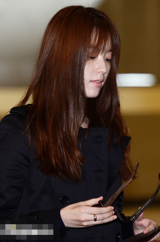 韩国演员韩孝周飞赴日本东京拍画报