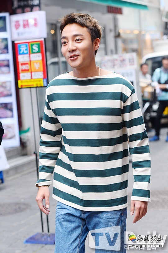 歌手Roy Kim确定将在5月带著新歌回归