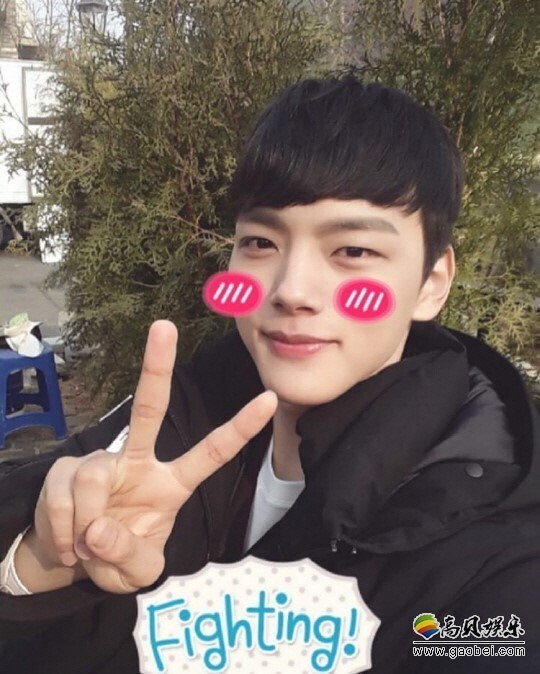 演员吕珍九在自身SNS发布一张自拍照