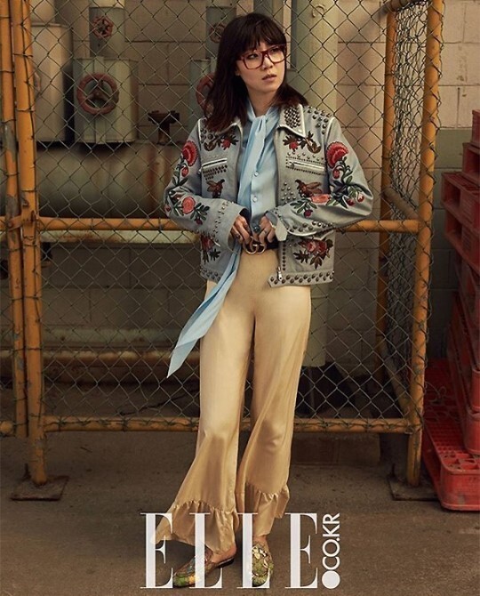 时尚杂志ELLE於11日公开孔晓振正在拍摄的画报