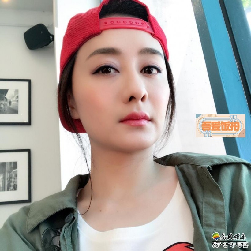 陈德容在微博晒出一组旅行的照片 陈德容在微博晒出一组旅行的照片