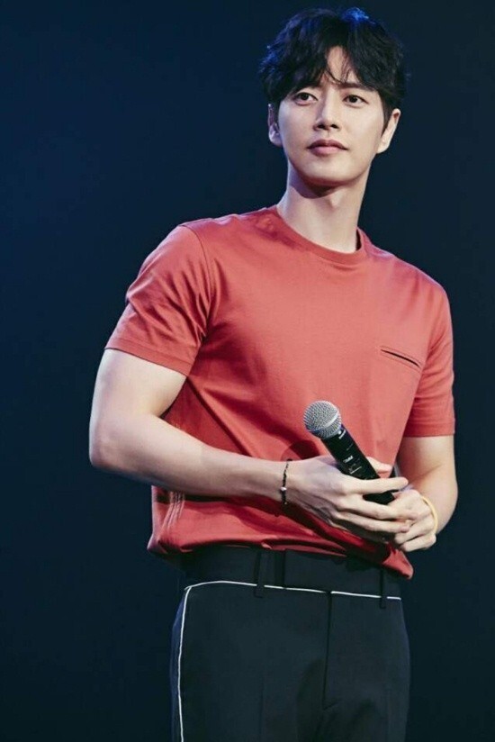 韩流明星朴海镇举办了官方粉丝俱乐部的创建仪式 韩流明星朴海镇举办了官方粉丝俱乐部的创建仪式