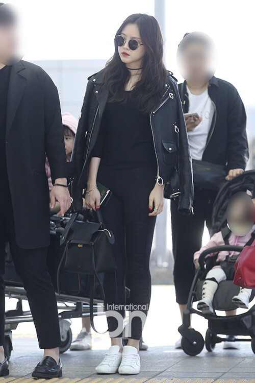 韩国女团Apink前往美国洛杉矶参加演出