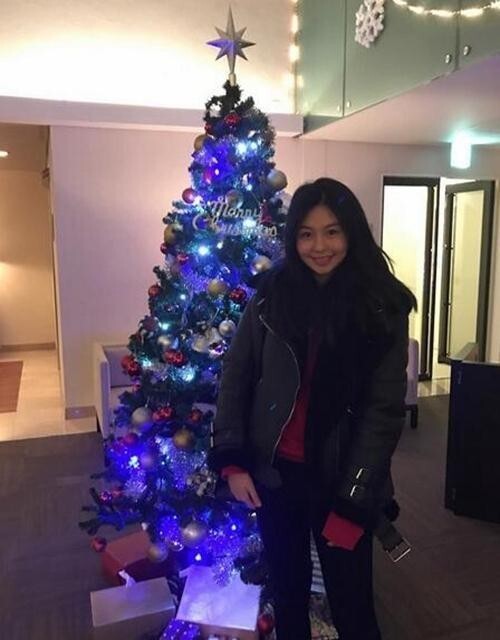 邱淑贞的15岁大女儿被正面曝光了? 邱淑贞的15岁大女儿被正面曝光了?