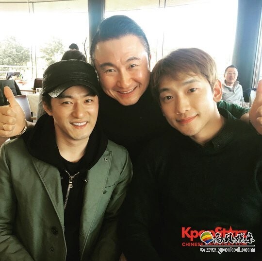 朱英勋通过个人Instagram公开了与歌手Rain、朱镇模的合照 朱英勋通过个人Instagram公开了与歌手Rain、朱镇模的合照