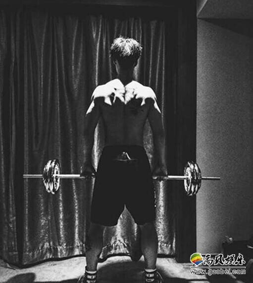 最想被睡的男艺人的投票是蒋劲夫? 最想被睡的男艺人的投票是蒋劲夫?