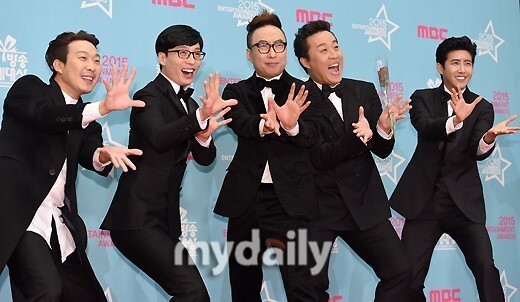 《无限挑战》节目组今天飞往俄罗斯正式开始了宇宙旅行特辑的拍摄