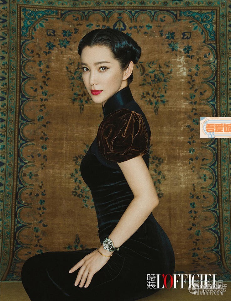 李冰冰《时装LOFFICIEL》十月刊封面大片推出 李冰冰《时装LOFFICIEL》十月刊封面大片推出