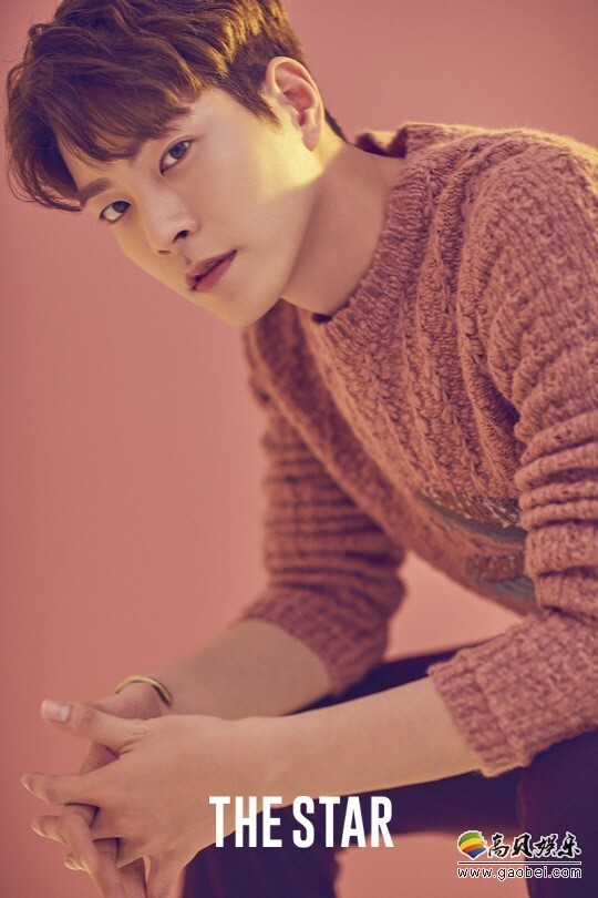 演员洪宗玄携手时尚杂志拍摄的写真於日前公开