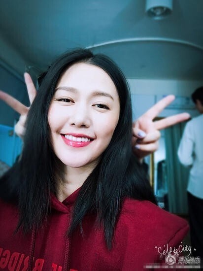 谭维维没有眉毛好恐怖? 谭维维没有眉毛好恐怖?