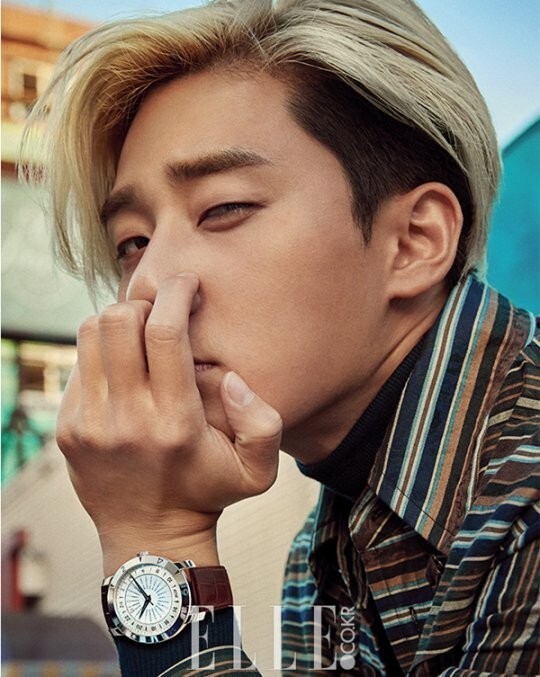 演员朴叙俊的金发海报公开 演员朴叙俊的金发海报公开