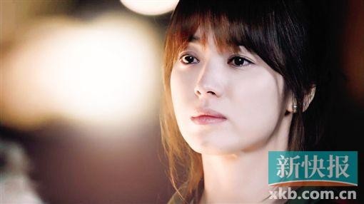 宋慧乔被认为全身上下都是“范本” 宋慧乔被认为全身上下都是“范本”