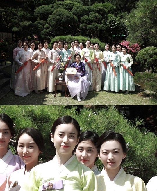 《解语花》中韩孝周饰演梦想着成为最顶尖艺人的郑素律 《解语花》中韩孝周饰演梦想着成为最顶尖艺人的郑素律