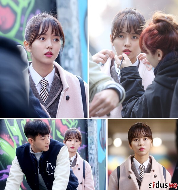 官方公开了KBS 2TV新剧《Page Turner》的主演金所炫的最新剧照