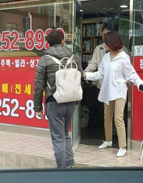 全炫茂与笑星金智敏正在准备结婚的消息引发关注