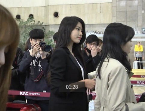 9日上午AOA全体成员为参加2016 KCON演唱会 9日上午AOA全体成员为参加2016 KCON演唱会