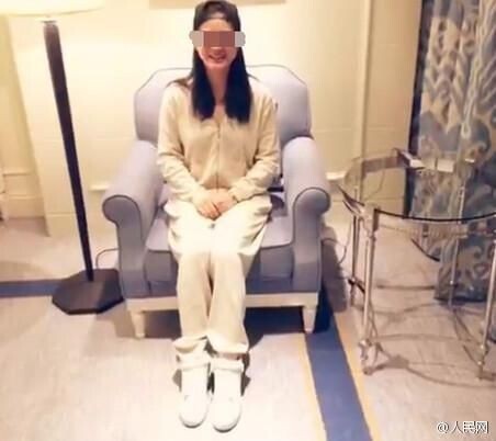 一女子决定为自己的偶像李敏镐剃光头 一女子决定为自己的偶像李敏镐剃光头