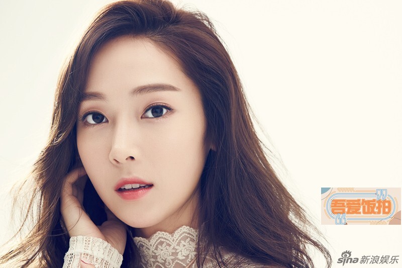 Jessica郑秀妍生日写真曝光 淡妆上镜清纯优雅