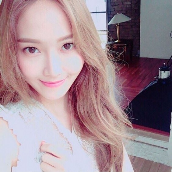 韩星Jessica首张SOLO专辑将于5月上市