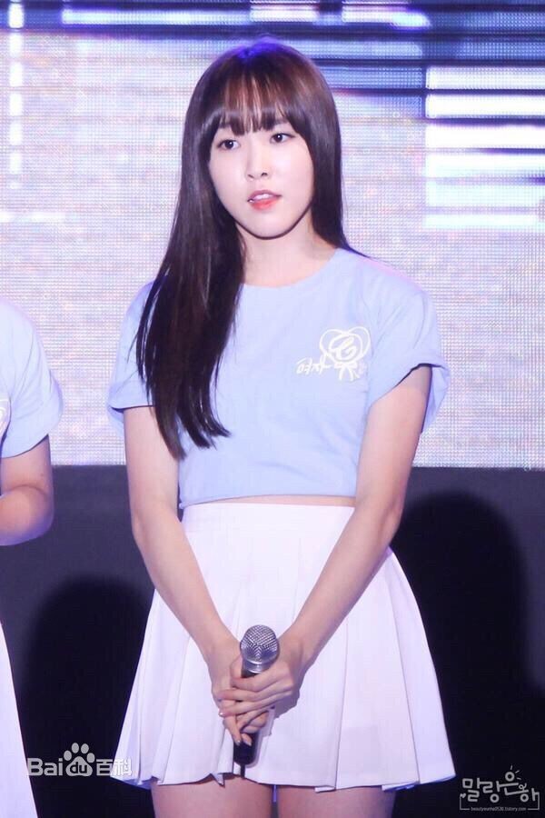 韩国女团Gfriend崔俞娜的身高是多少呢?? 韩国女团Gfriend崔俞娜的身高是多少呢??