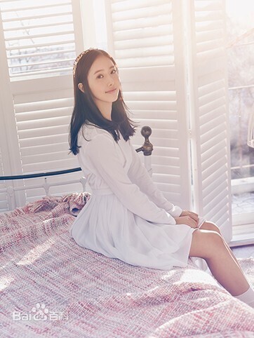 韩国女团Gfriend黄恩菲什么时候出生的？