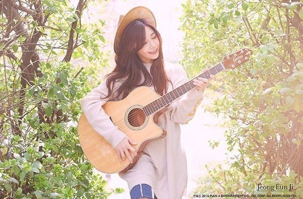 今晚8时女团Apink成员郑恩地举办粉丝签名会