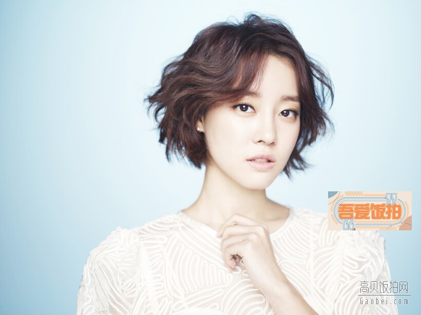 韩国女团Rainbow成员高佑丽在队里是担当什么职务的？