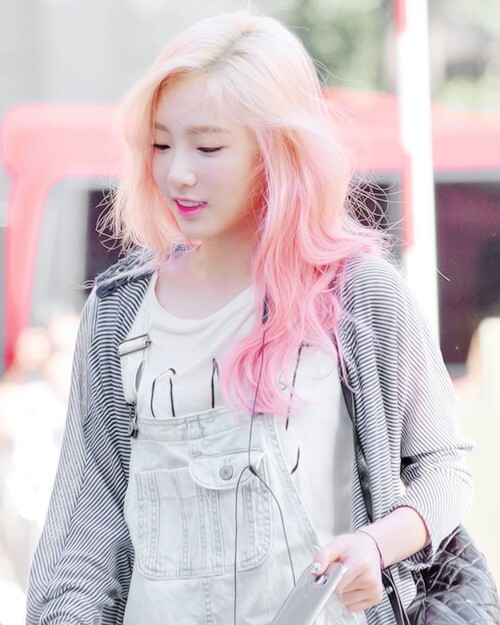 女子天团少女时代成员金泰妍在组合里面是什么职务? 女子天团少女时代成员金泰妍在组合里面是什么职务?