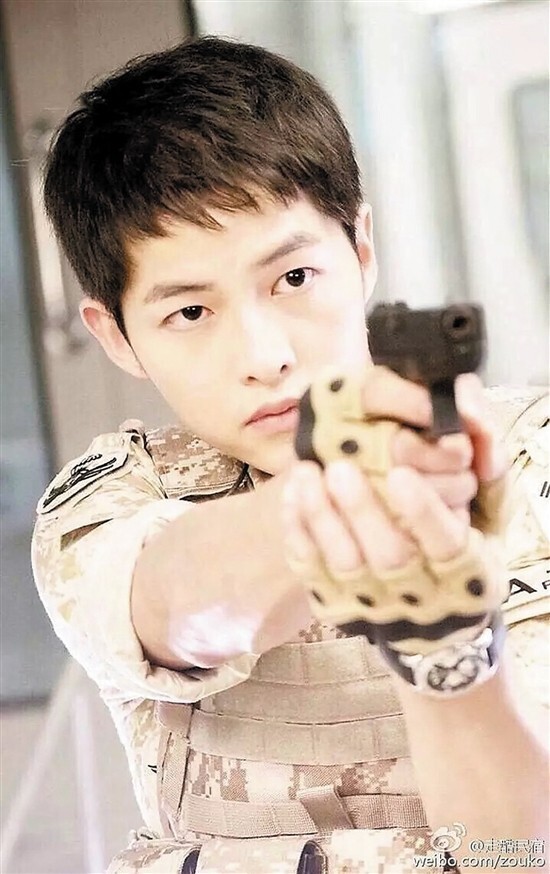 百想艺术大赏公布提名名单 宋仲基领先一筹 人气投票跃居首位 百想艺术大赏公布提名名单 宋仲基领先一筹 人气投票跃居首位