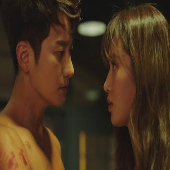 OCN发布了电视剧《邻家英雄》的最新剧照 OCN发布了电视剧《邻家英雄》的最新剧照