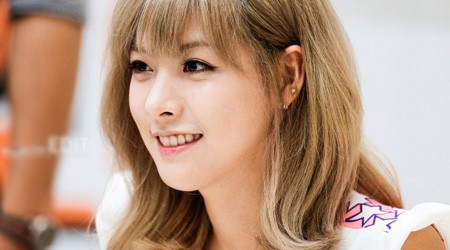 Hello Venus成员宋珠熙在队里担当什么职务？