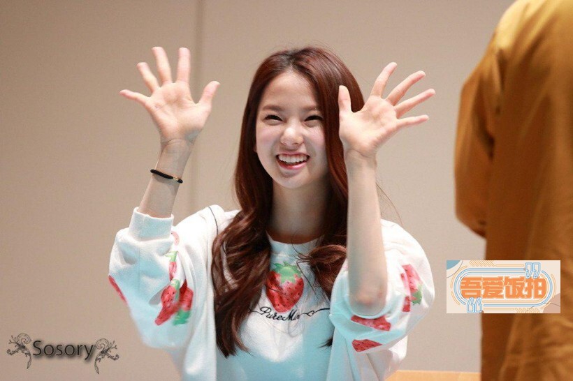 韩国女团CLC崔有真是怎么进入演艺圈的? 韩国女团CLC崔有真是怎么进入演艺圈的?