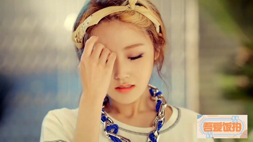 女子演唱组合4MINUTE成员许嘉允有什么兴趣爱好？