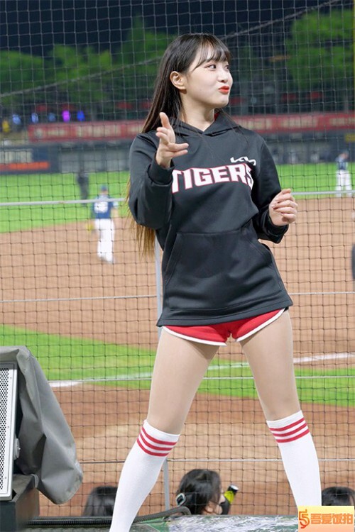 啦啦队 饭拍秀 [ID136229 版本]【20合集 13.1 GB】