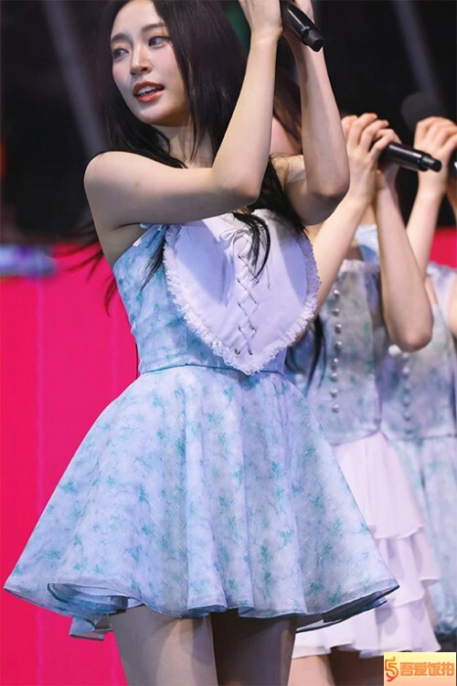 Weeekly 饭拍秀 拍摄日期：20241006【9合集 3.15 GB】