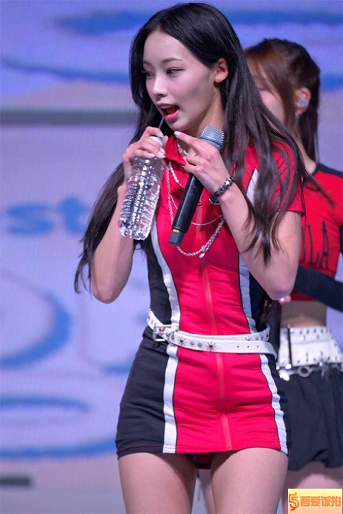 RESCENE 饭拍秀 拍摄日期：20241031【7合集 6.04 GB】