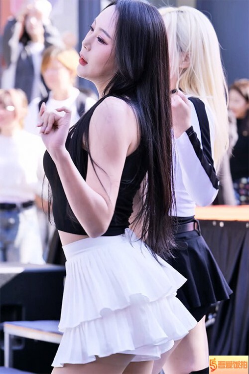 HEXIA 饭拍秀 拍摄日期：20241109【4合集 2.06 GB】