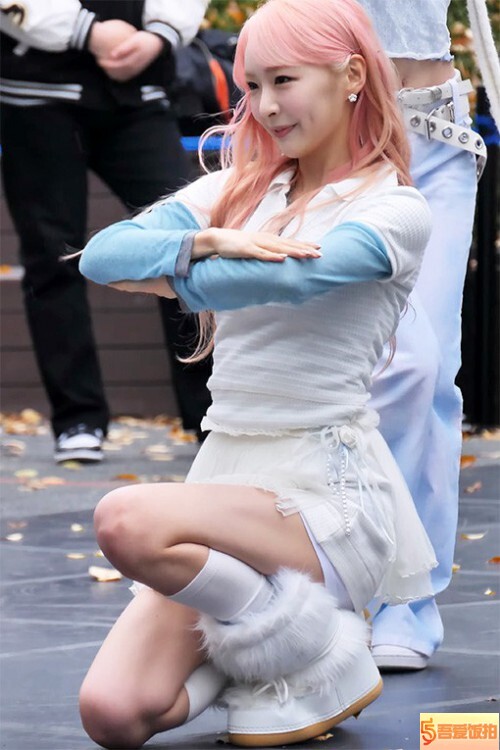 LOVE ONE 饭拍秀 拍摄日期：20241116【2合集 951 MB】