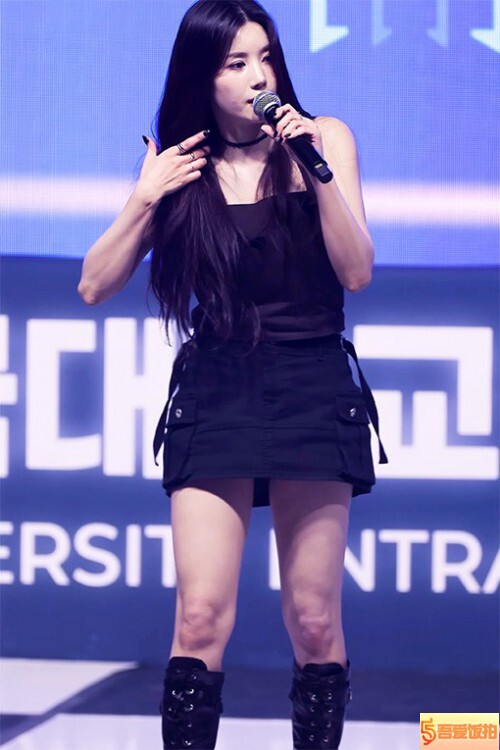 KWON EUNBI 饭拍秀 拍摄日期：20250304【3合集 1.42 GB】